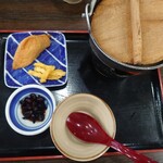 かくまさ - 鍋焼きだんご汁を空撮( *´艸｀)