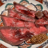 神戸焼肉 金虎 - 神戸牛ローストビーフ
                    カメノコ