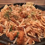 愉快なお好み焼き やいたろかぁ - 焼きそば　脂カス