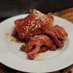 Akamito Horumon Yaki Nonki - 