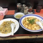 ヨイヨイ亭 - 焼き飯と麻婆豆腐