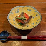 手打ち蕎麦と鴨料理 慈玄 - お通しの「メヒカリの南蛮漬け」