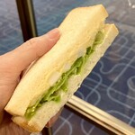 MMCオーガニックカフェ - たっぷり野菜の玉子&ポテトサンド605円