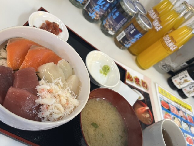 はこだて浪漫館 - 市役所前（函館）（海鮮丼）の写真