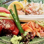 くいもんや す多ち - 中トロ　鮪漬け　毛蟹　赤貝