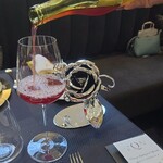 クイントカント - 赤