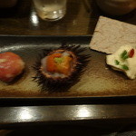 ぼうの - ハモン・セラーノ手まり寿司、スルメ烏賊の雲丹和え、なめらかチーズ豆腐