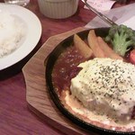 ボブバーグ - 【夜】タルタルバーグ＠チーズイン。誘惑は全てのカロリーの壁を超える。ご飯も含めて、誘惑なのです。