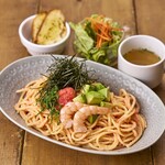 Kawara Cafe＆Kitchen - 海老とアボカドのたらこ明太