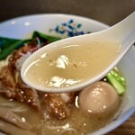 豚骨清湯・自家製麺 かつら - 