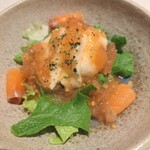 SUSHI-UOICHI - 彩りも美しく、味も美味しい組み合わせのサラダ。