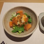 SUSHI-UOICHI - スモークサーモンとマスカルポーネのサラダ。