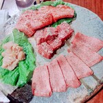 赤坂 らいもん - おかわり肉、ミノ、たん、ハラミ、しんしん