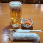Sushi Izakaya Yataizushi - 生ビール539円、お通し296円