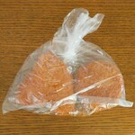 ディオ - メンチカツ (税抜)54円 と アジフライ (税抜)54円 ※購入時状態 (2024.01.16)