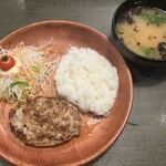 びっくりドンキー - ティッシュランチ(レギュラー) 860円(税込)