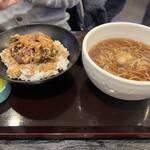 横須賀 四代目埼玉家 和心 天まる - いいかをり、真鍋かをり