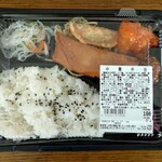 ディオ - 中華弁当(税抜)198円 (2024.01.16)