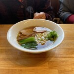 麺処 いち林 - 醤油そば　ちぢれ麺　95歳の注文