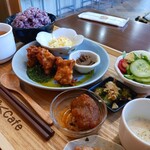 Fuku Kafe - 