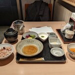 Ginza Hage Ten - 蜆の赤出汁＆赤飯＆お新香、温かいお茶