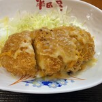 大衆食堂 半田屋 - チーズとんかつをつい……