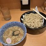 六厘舎 東京駅東京ラーメンストリート - つけ麺　並