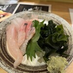 立ち寿司横丁 - カンパチ刺