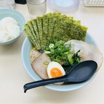 横浜家系ラーメン 田中 - 