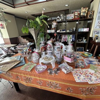 We also boast cute miscellaneous goods, apparel, and wool goods that are perfect for animal lovers.