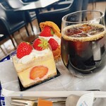 Morino Yakata - ケーキ２つとアイスコーヒー