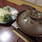 魚善 - 「寄せ鍋」の鍋と野菜