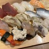 Sushi Izakaya Taroumaru - 満腹にぎり（15貫で1,000円）