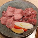 Yakiniku Yamawarafu - 