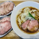 宍道湖しじみ中華蕎麦 琥珀 東京本店 - 