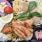 syunya - ふわふわ蓮根つくね＆ハムカツ弁当✨