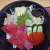 草加新田市場食堂 - まぐろイクラ丼￥880