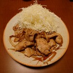 Usaku - しょうが焼き定食、850円。