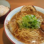 Atori - 豚三角ラーメン+鶏飯(小) 1,000円