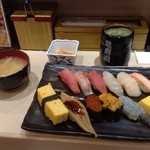 亀寿司 - にぎり特上ランチセット