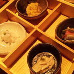 Kajuaruoganikkuizakayabejikura - ４種の前菜盛り合わせ（湯葉・しらすおろし・生ハムカマンベールチーズ・たまごサラダ