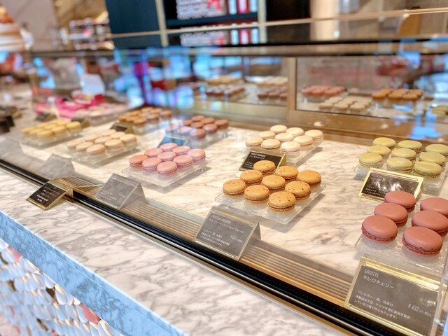 京都太秦1705★バティック！同梱包可！お洒落な京袋！未使用未仕立！正絹 全通 京袋帯 バティック唐花更紗☆着物 帯 和装 蕪村花あわせ B箱 (23袋） | 京都・六角 蕪村菴 -おかき・せんべい-