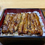 鳥常本店 - 特上うな重 (中入り)