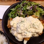 キッチン REST - すごいボリュームだ