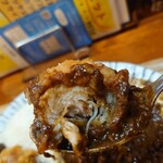 キッチン REST - アップ。
      変わらず、美味しいカレーだ。