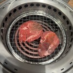 お肉屋さんのひとり焼肉 - 