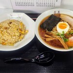 中華大王 - 料理写真:チャーハンセット