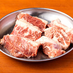 焼肉大衆酒場 真 肉焼屋 - 