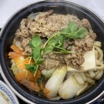 Yoshinoya - 2024/01/18
                牛すき鍋膳 肉増量 大飯×2 787円→587円
                ✳︎あすトククーポン-200円
                ✳︎肉増量キャンペーン
                ✳︎楽天スタンプ
                ✳︎あすトククーポン
                ✳︎るろうに吉野家