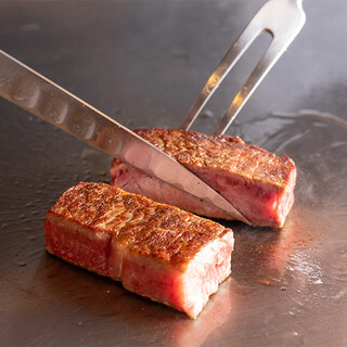 A5ランク黒毛和牛使用コースをご用意